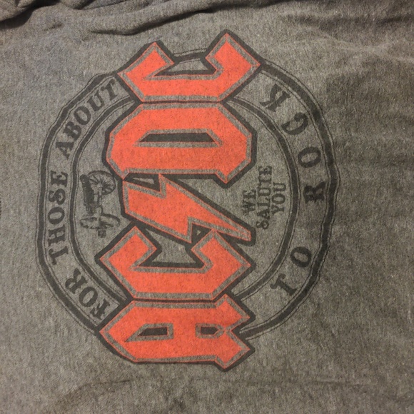 AC/DC Medium Sweater NWT - Picture 2 of 13